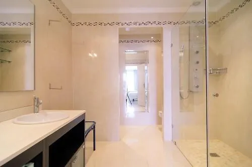 Apartment White Pearl Beach Marbella
