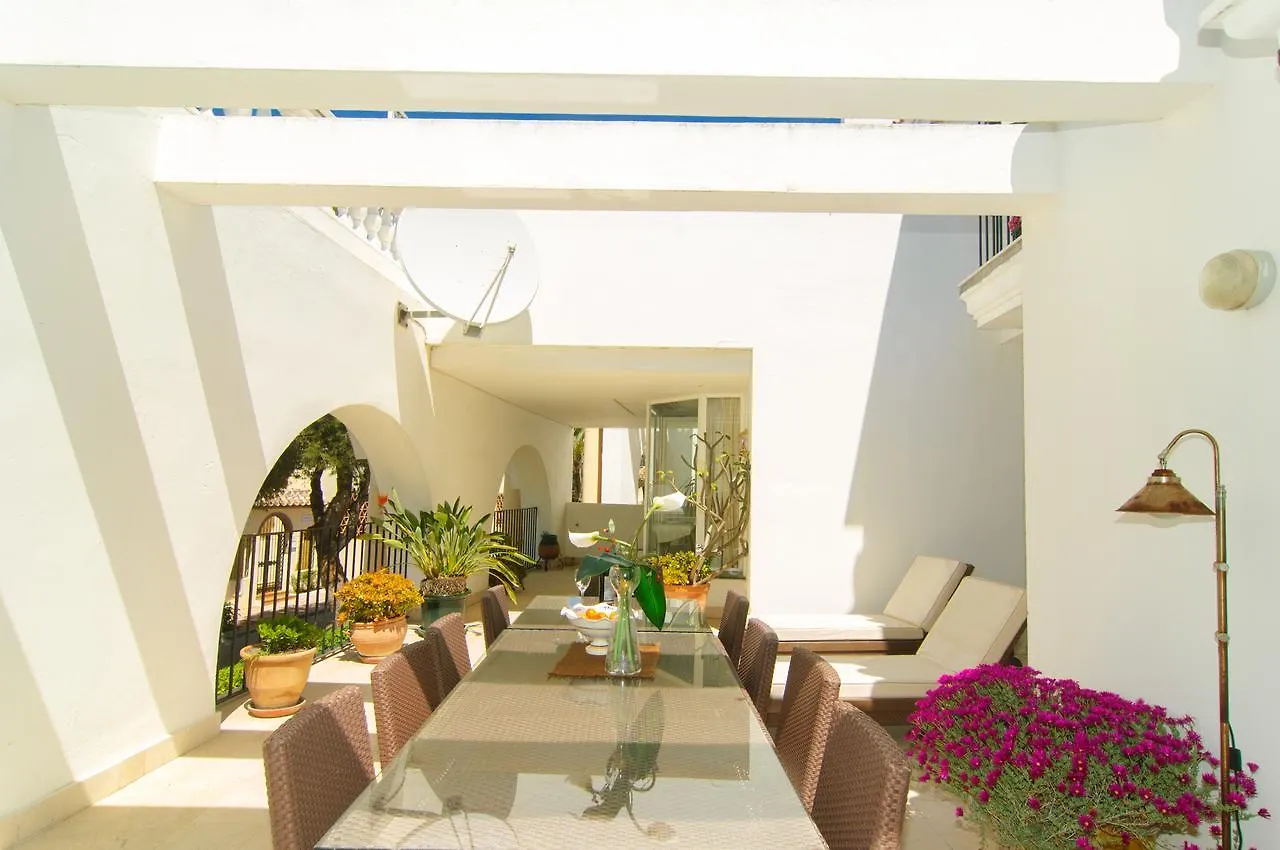 Apartment White Pearl Beach Marbella Spain