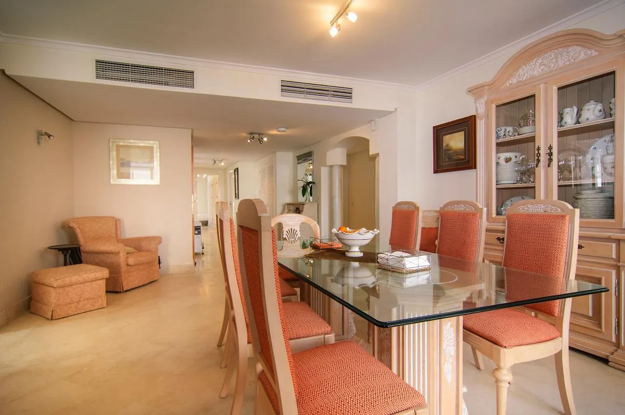 Apartment White Pearl Beach Marbella 0*,  Spain