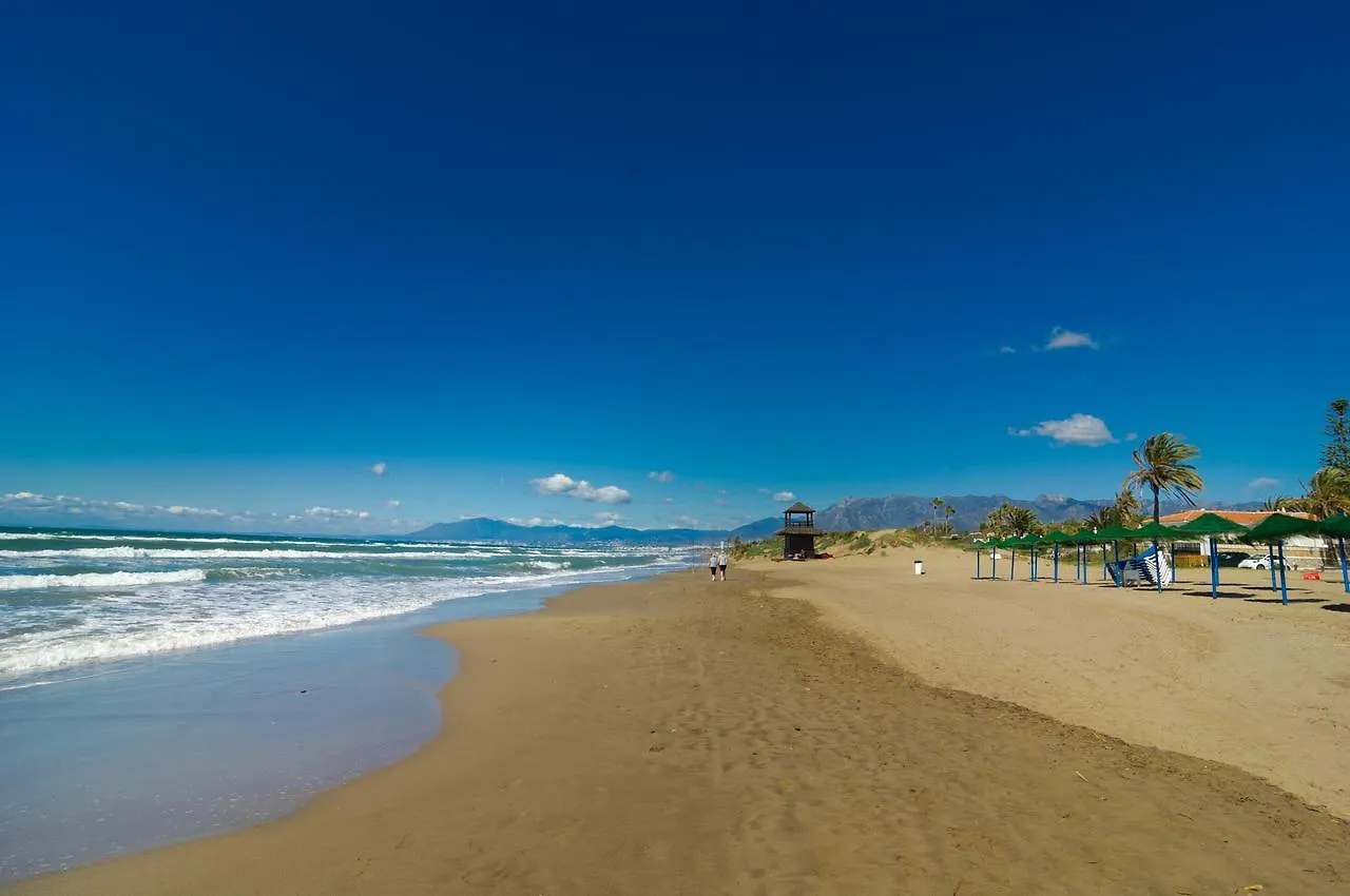 Apartment White Pearl Beach Marbella
