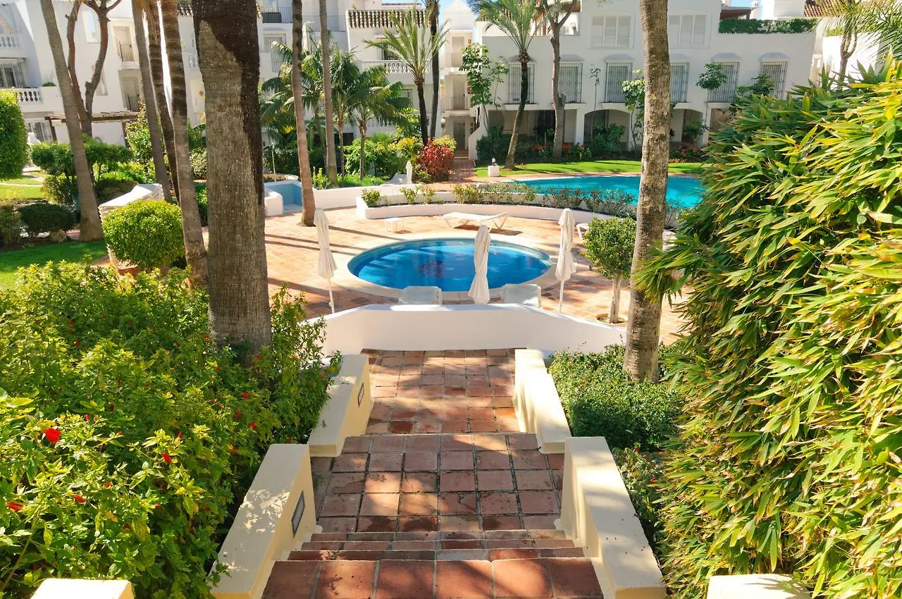 Apartment White Pearl Beach Marbella
