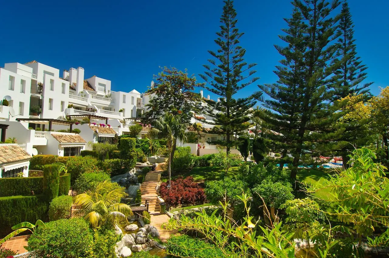 Apartment White Pearl Beach Marbella