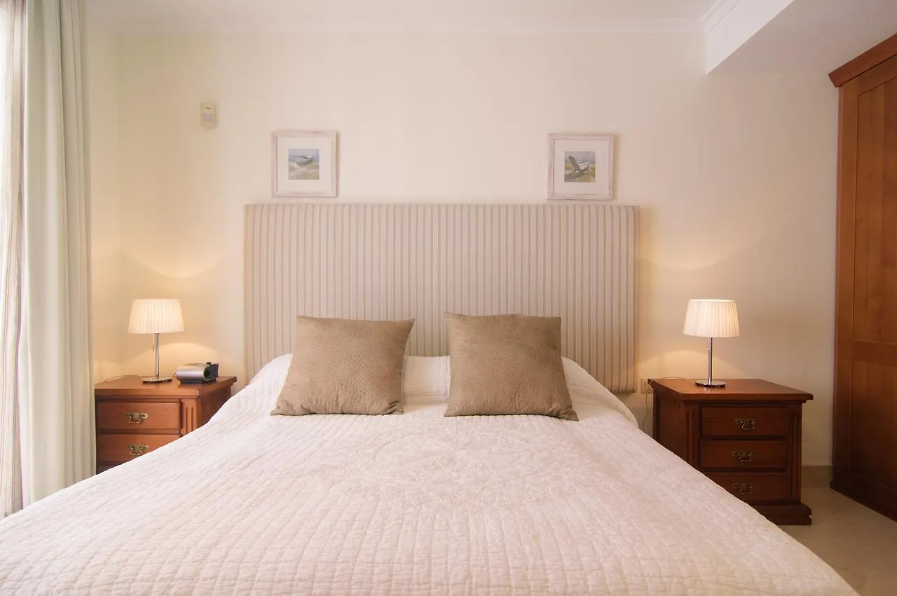 Apartment White Pearl Beach Marbella